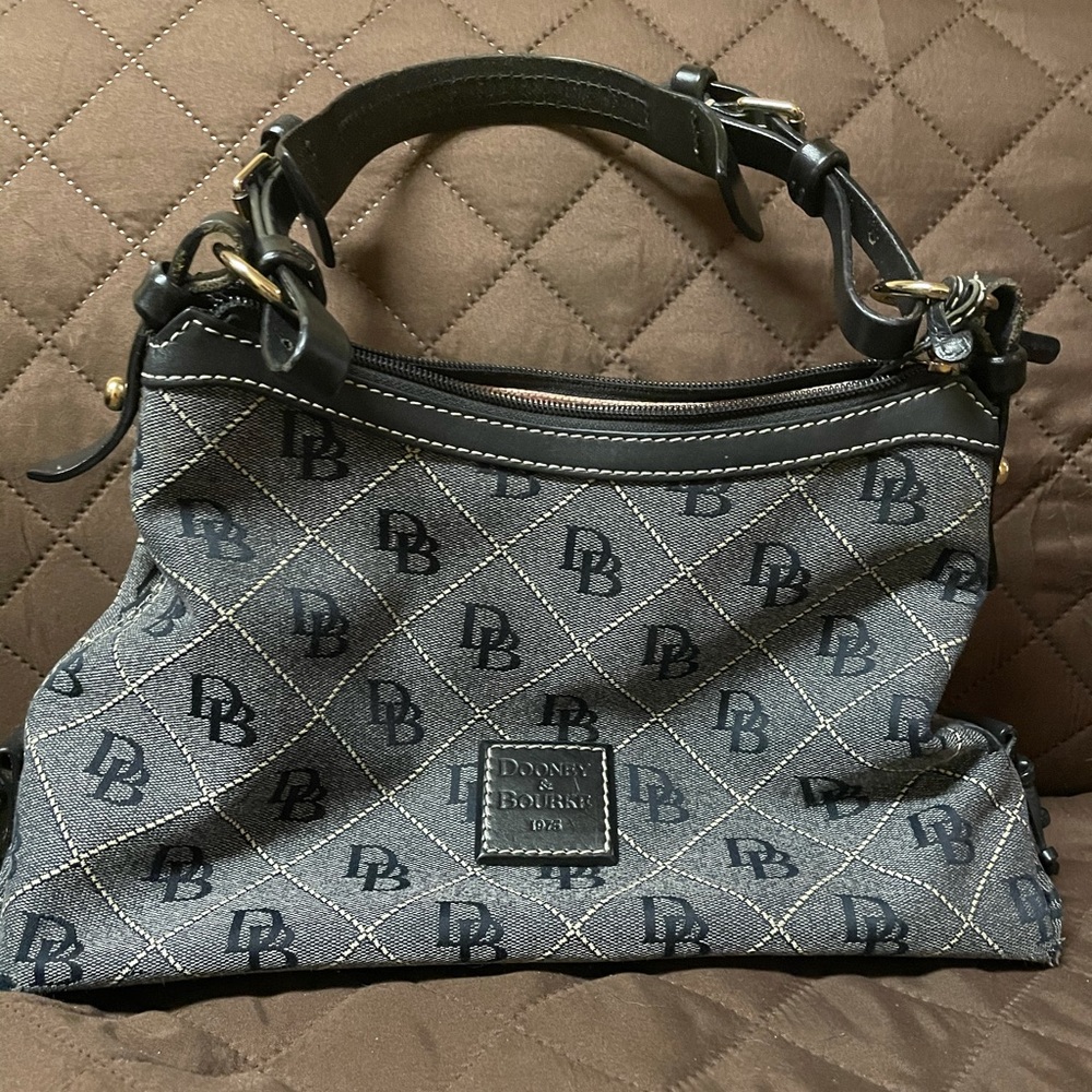 Dooney & Burke Shoulder Bag